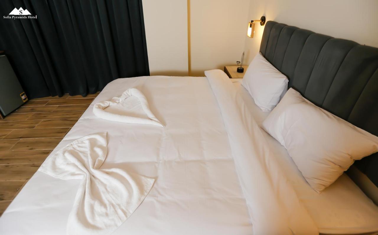 Sofia Pyramids Hotel Kafret el-Gabal Kültér fotó