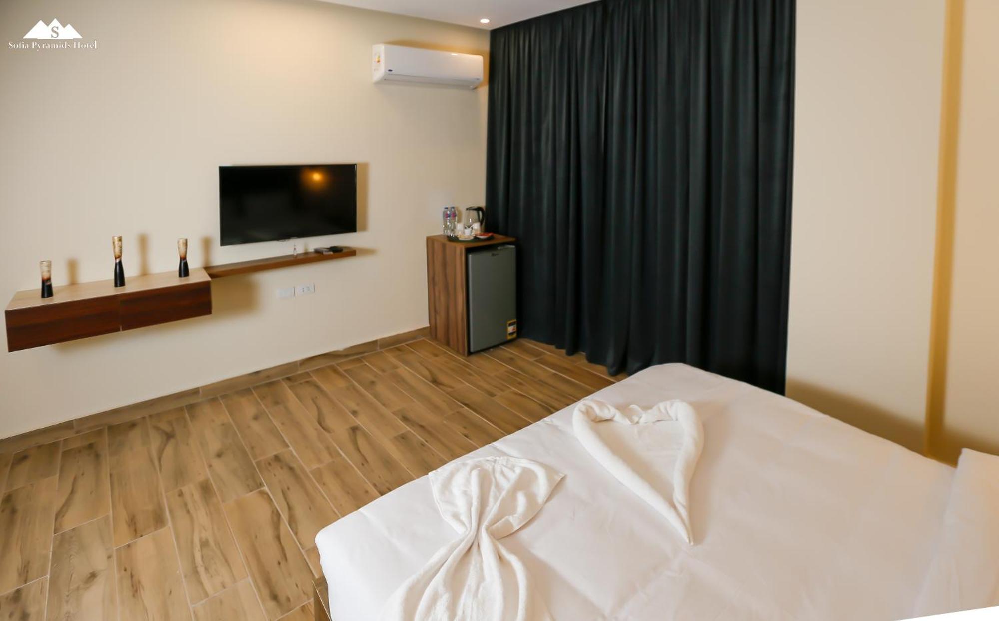 Sofia Pyramids Hotel Kafret el-Gabal Kültér fotó