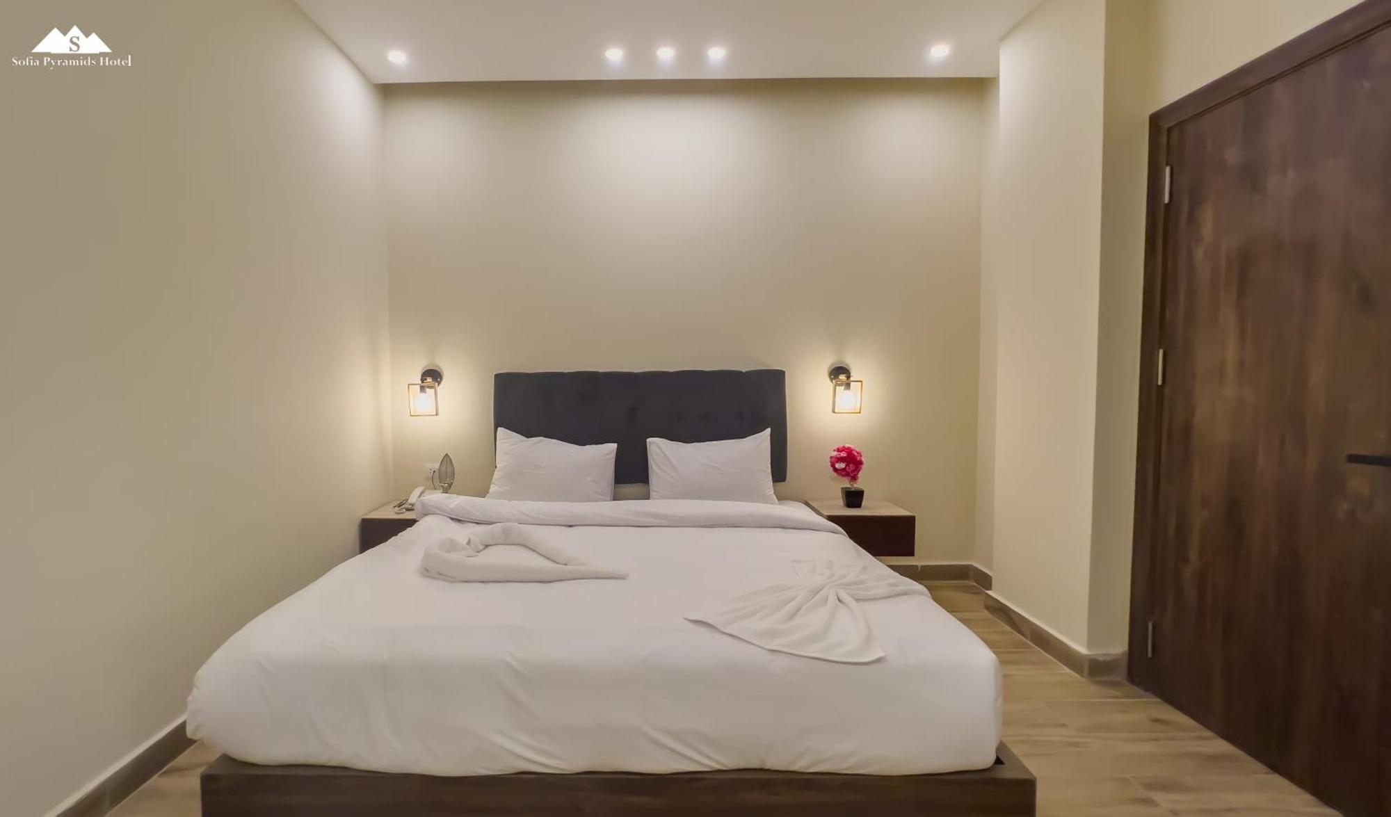 Sofia Pyramids Hotel Kafret el-Gabal Kültér fotó